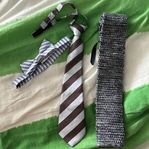 Sovereign * code tie and bow tie great condition